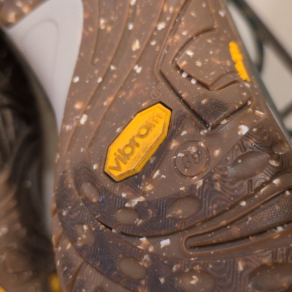 SOLD NEW Dansko Pine Posy Leather Hiking Boot Vibram Sole Size US 8.5 EU 39 - Picture 8 of 12